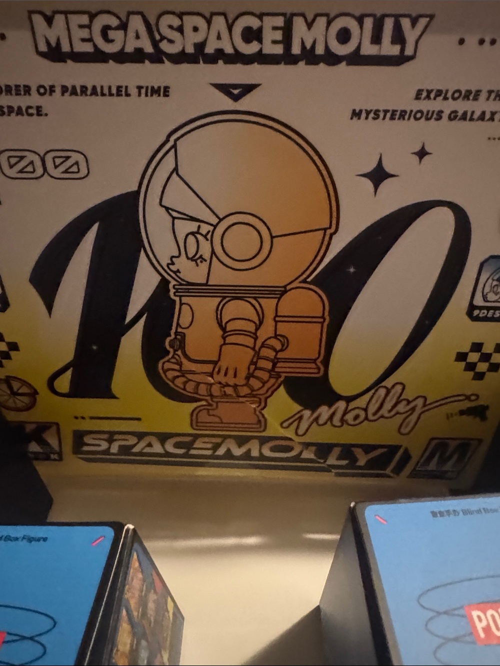 100% Mega Space Molly